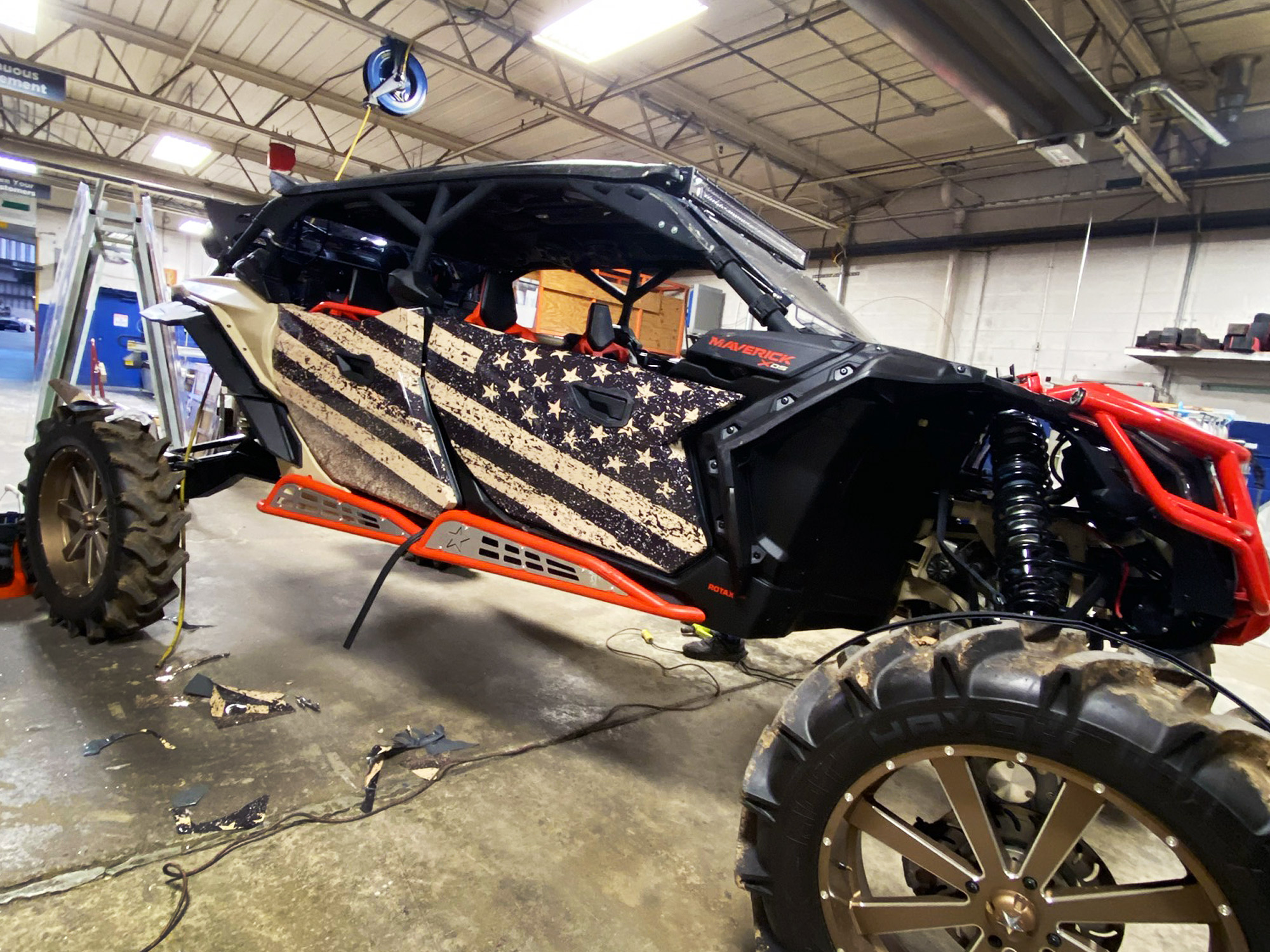Partial wrap with American flag on an off-road 4WD vehicle.